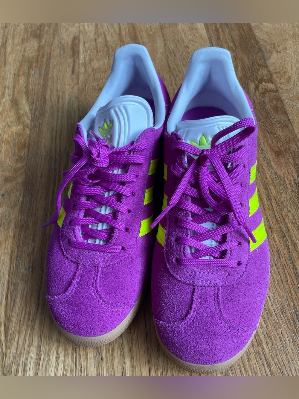Adidas Gazelle Women’s 6.5 Purple with Neon Yellow Stripes - Picture 2 of 8